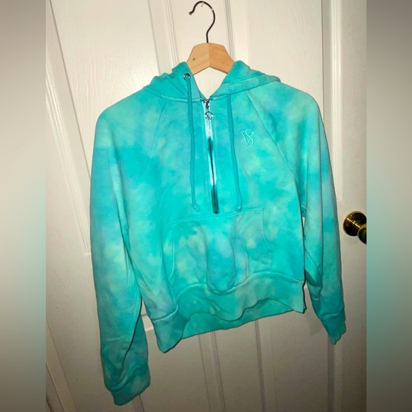 VS Quarter Zip - Picture 1 of 2